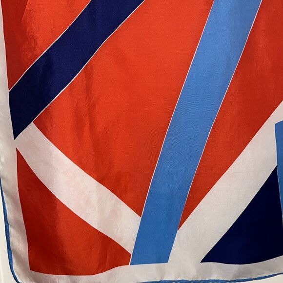 Vtg 60s/70s Vera Neumann red, light blue, navy blue & white large square scarf - Picture 5 of 10